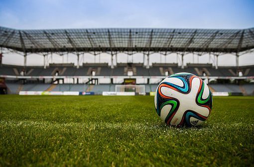 5 iconische voetbal bekers en hun verhalen